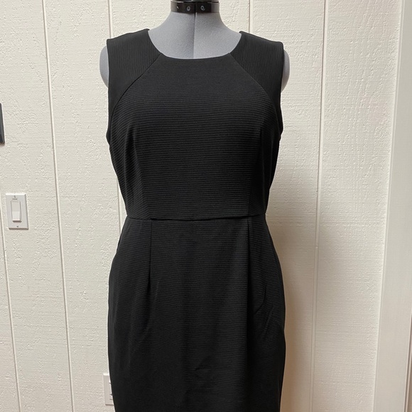 Myrtlewood Dresses & Skirts - MYRTLEWOOD BLACK MIDI DRESS SIZE XL